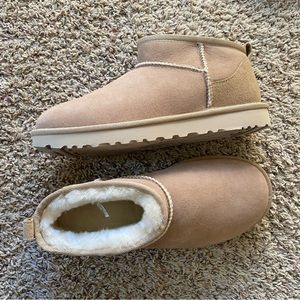 Ugg ultra mini 8 (25 cm) sand / mustard seed